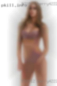 Berry42223 nude woman IA
